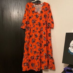 NWT Boohoo Plus Midi Smock Dress US14